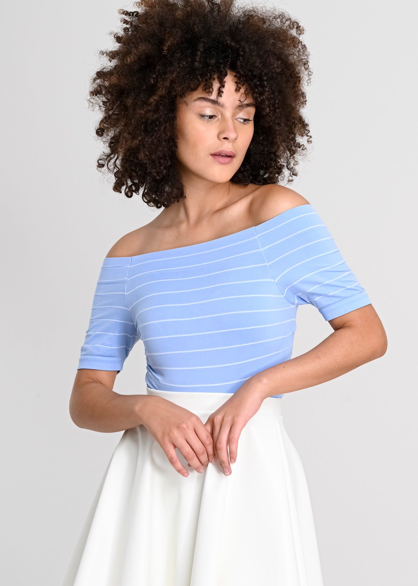 Bodysuit rayas hombro descubierto sold by Shasa