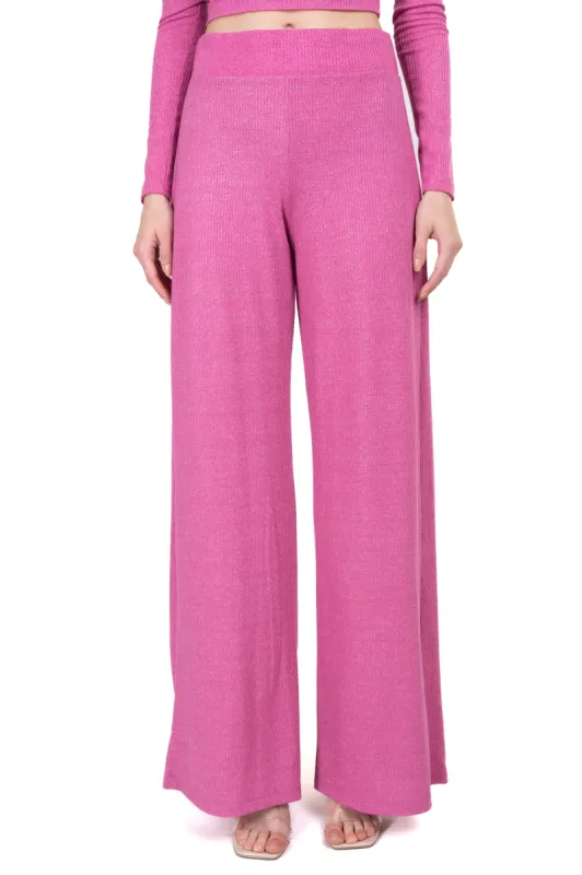 Pantalón wide leg acanalado brillos sold by Shasa