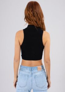 Tank top cuello alto liso sold by Shasa