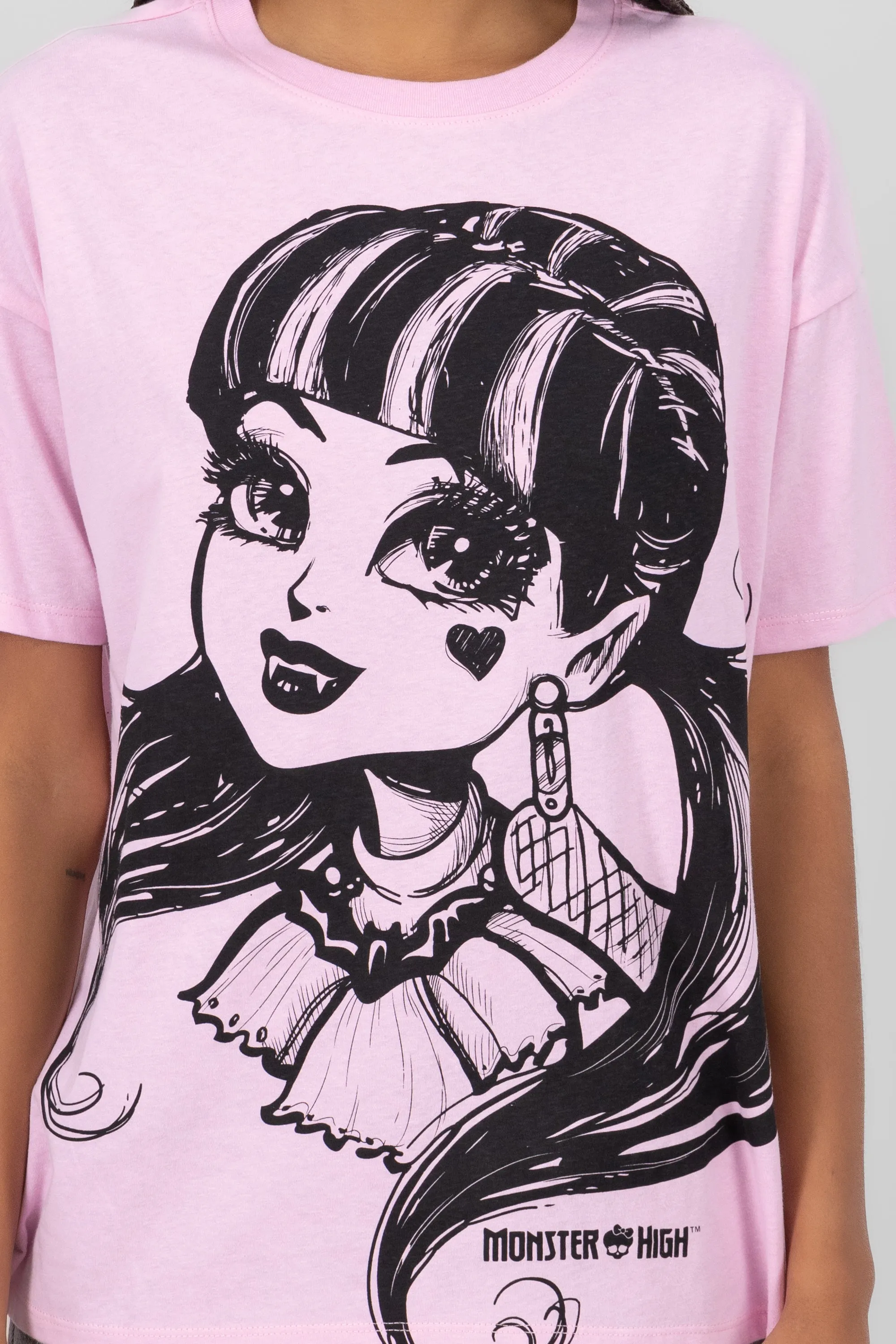 Playera over draculaura sold by Shasa product image thumbnail 5