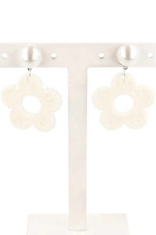 Aretes Flores sold by Shasa