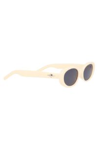 Lentes ovalados sold by Shasa