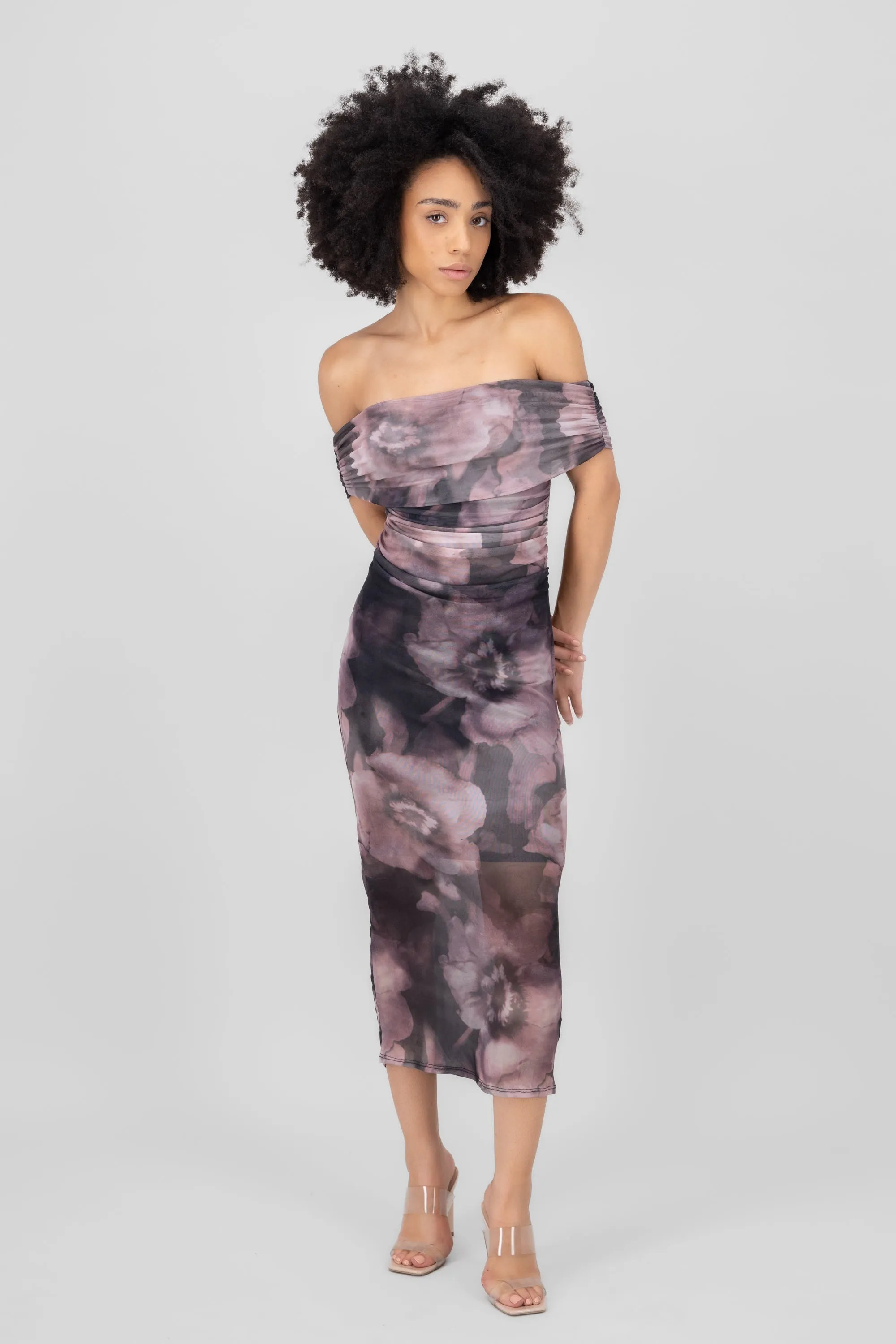 Vestido maxi offshoulder mesh sold by Shasa