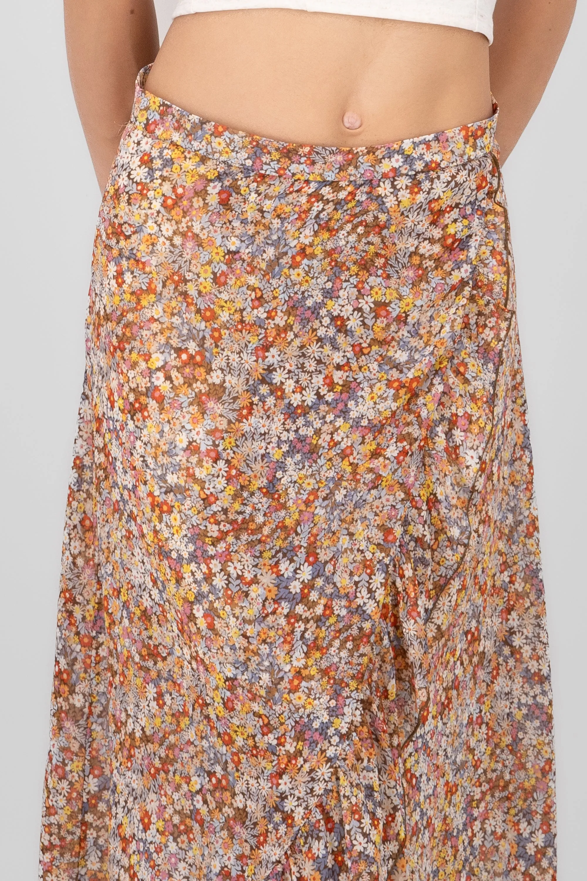 Midi falda envolvente flores sold by Shasa product image thumbnail 5