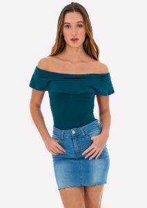 Bodysuit hombros descubiertos sold by Shasa