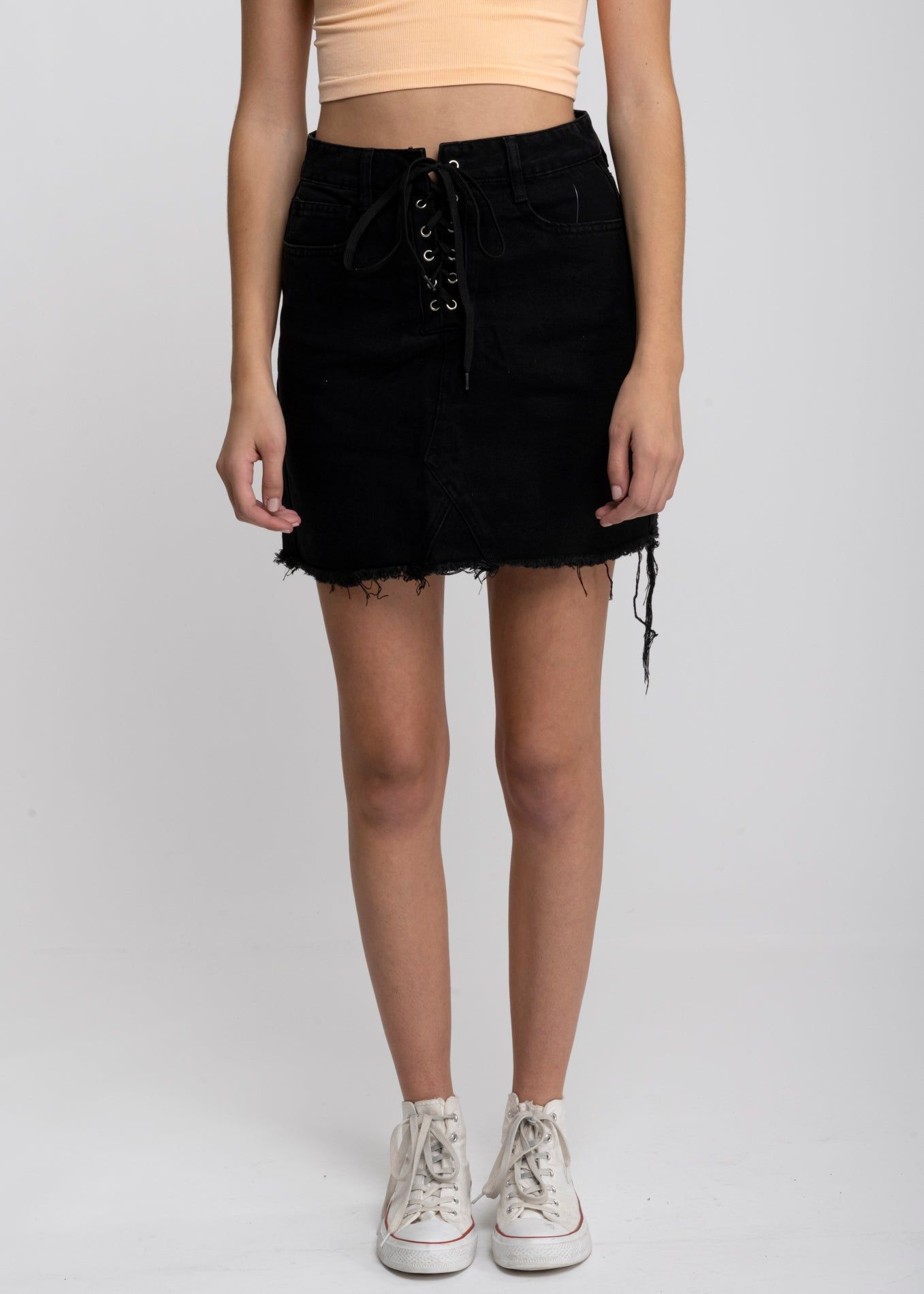 Falda corta lace up desgastada sold by Shasa product image thumbnail 2