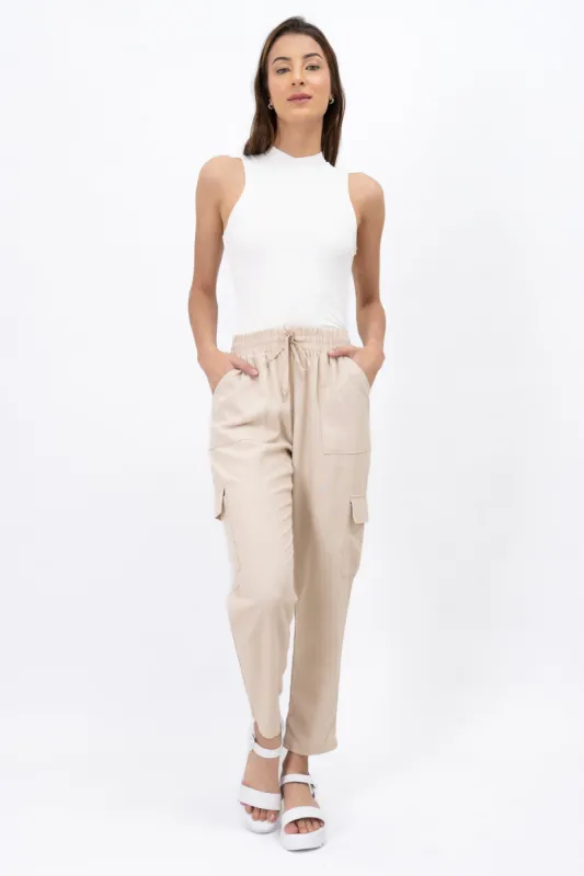 Pantalón cargo skinny bolsillos sold by Shasa