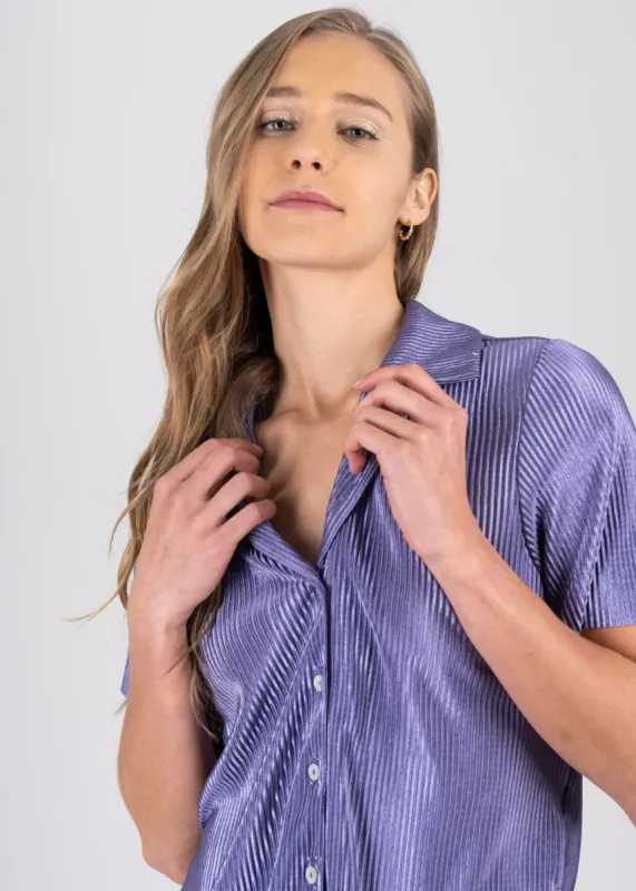 Camisa satín plisada sold by Shasa