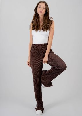 Pantalón plisados textura sold by Shasa