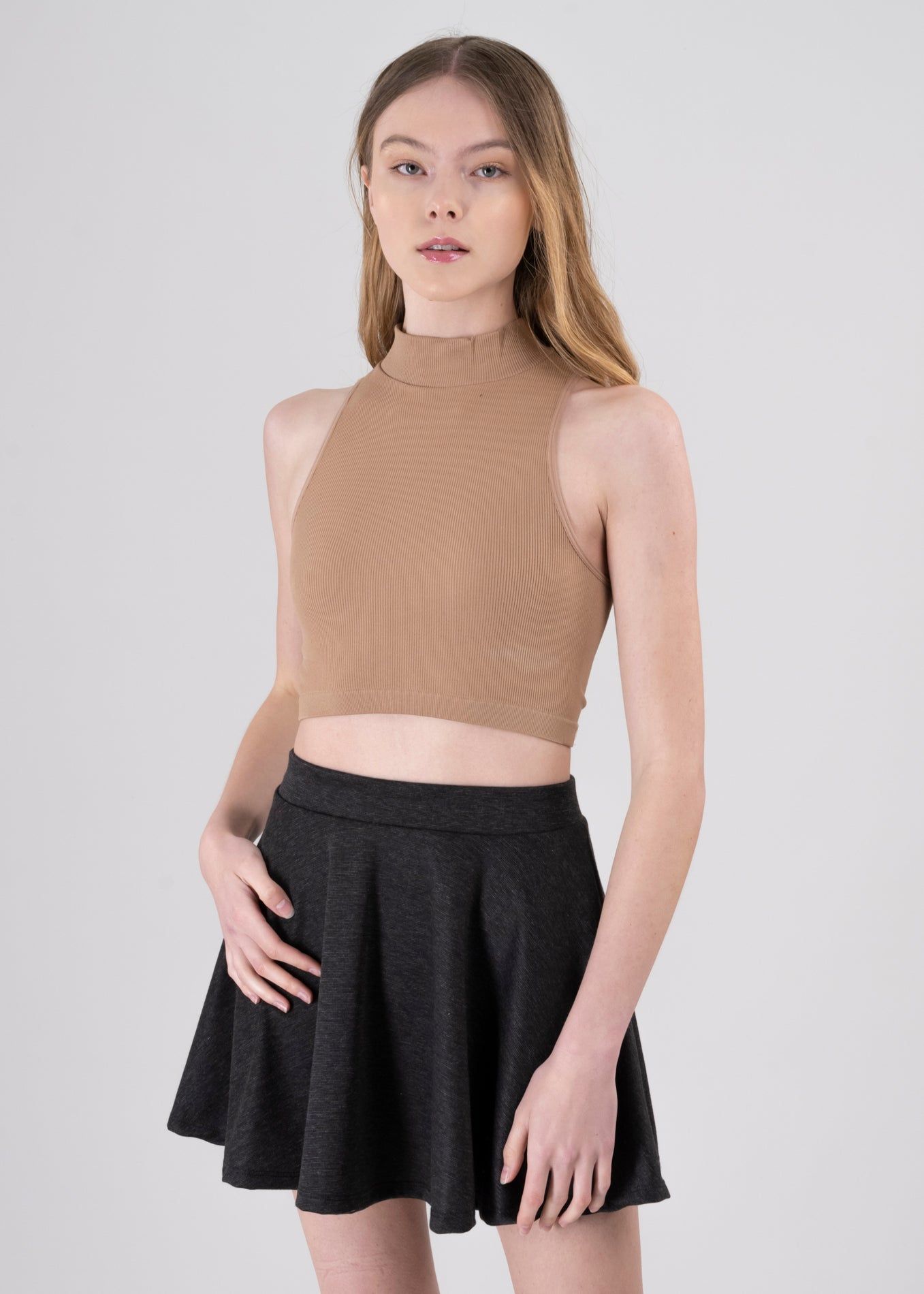 Tank top cuello alto liso sold by Shasa product image thumbnail 2