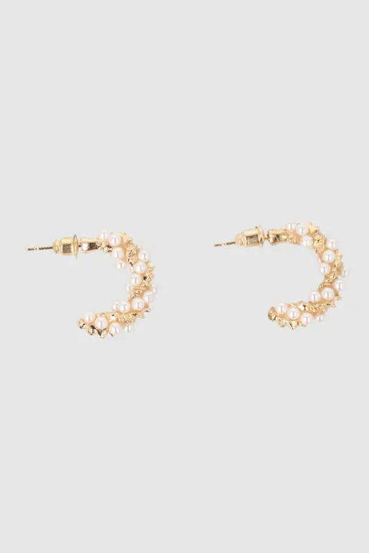 Arracadas Twist Perlas sold by Shasa