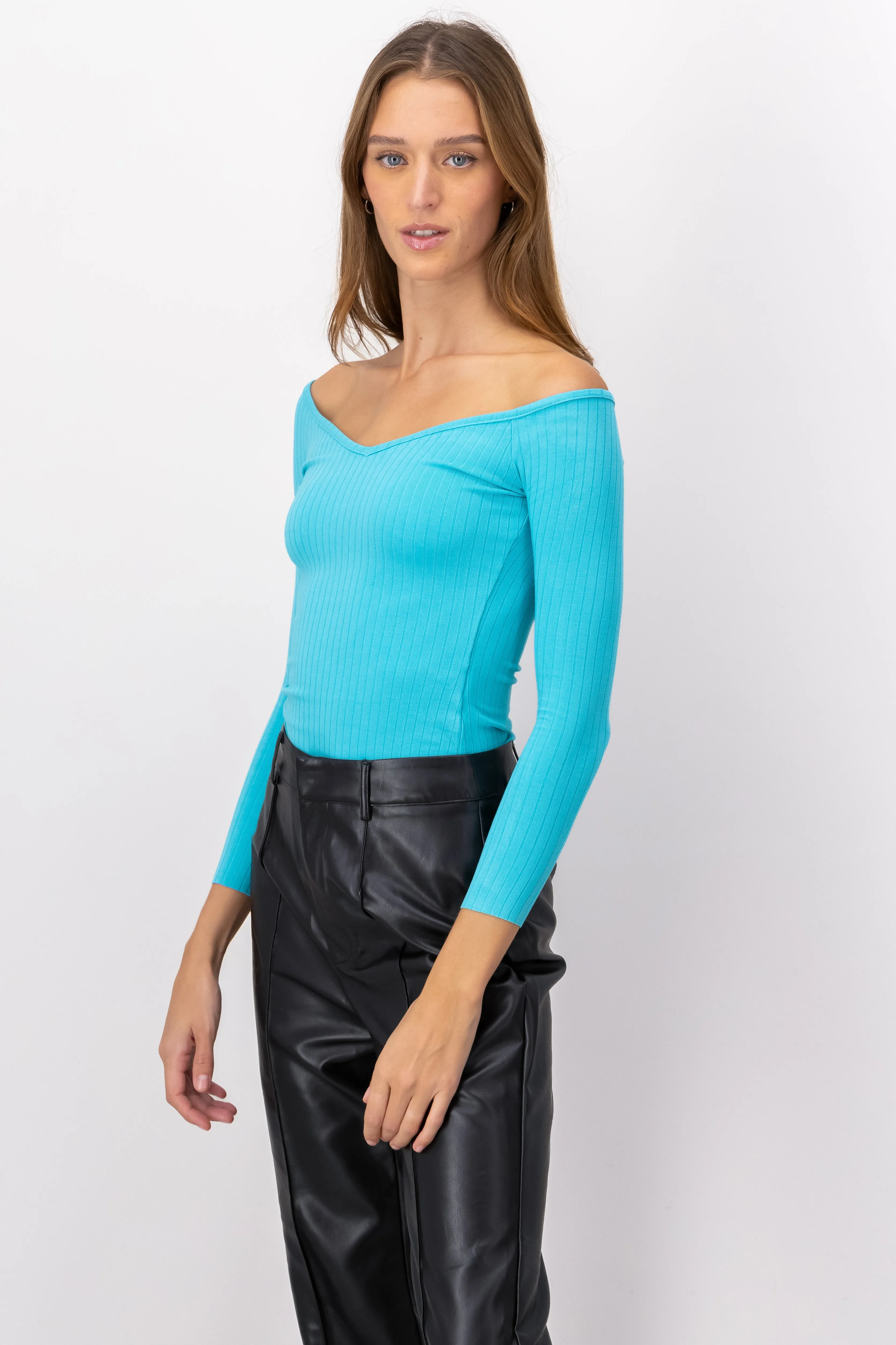 Top Manga Larga Cuello V sold by Shasa product image thumbnail 3