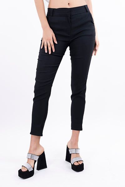 Pantalón skinny sastre bolsillos sold by Shasa