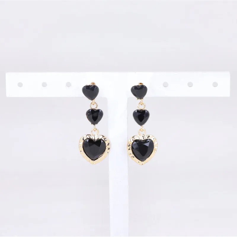 Aretes Triple Corazon sold by Shasa
