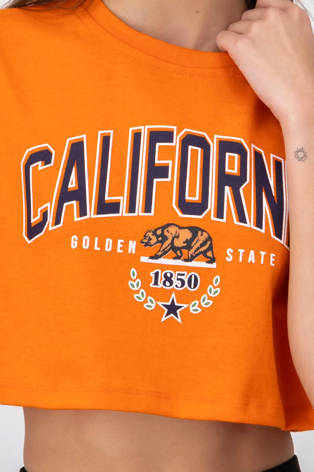 Playera Crop California sold by Shasa product image thumbnail 5
