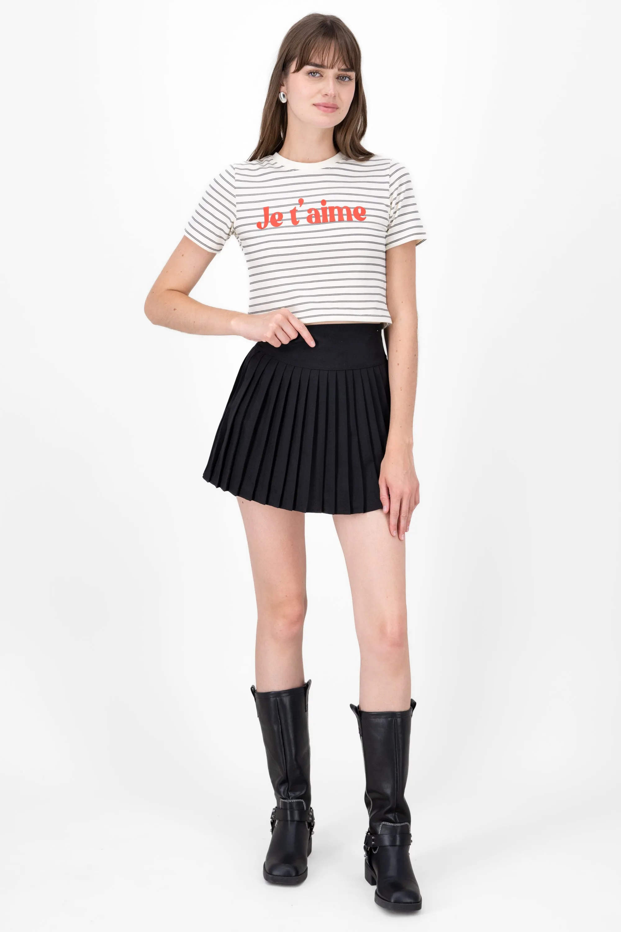 Mini falda tableada pretina ancha sold by Shasa