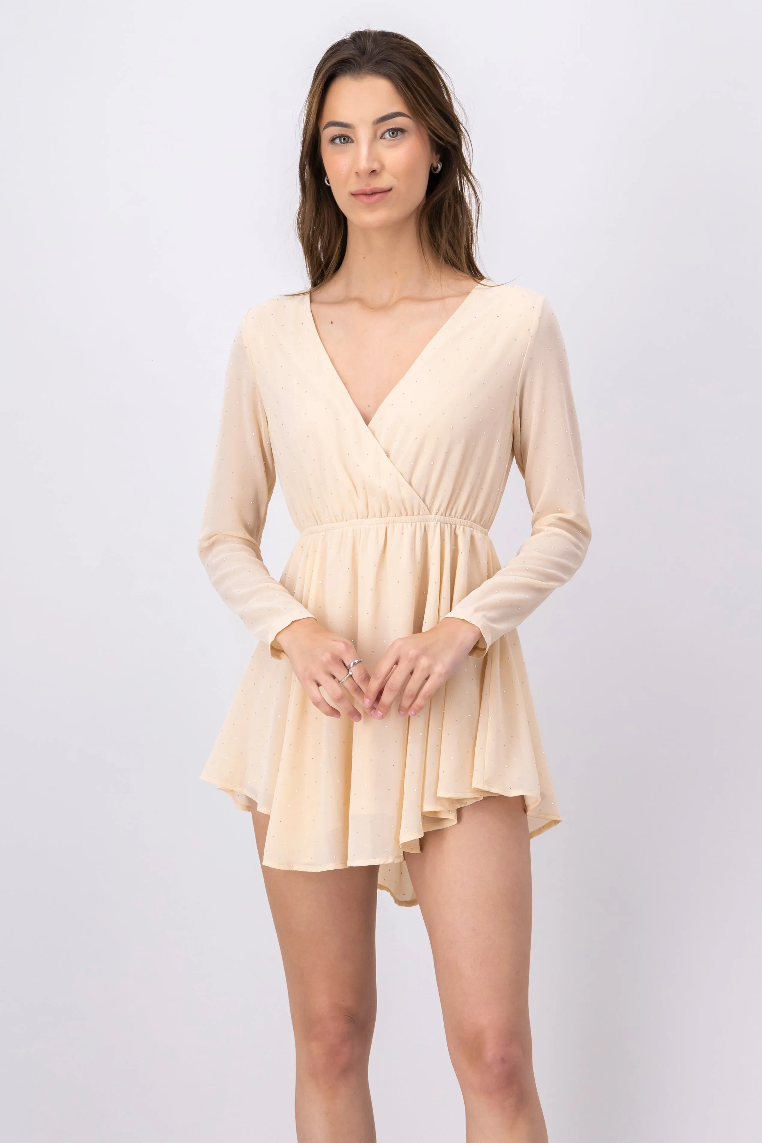 Vestido mini manga larga brillos sold by Shasa