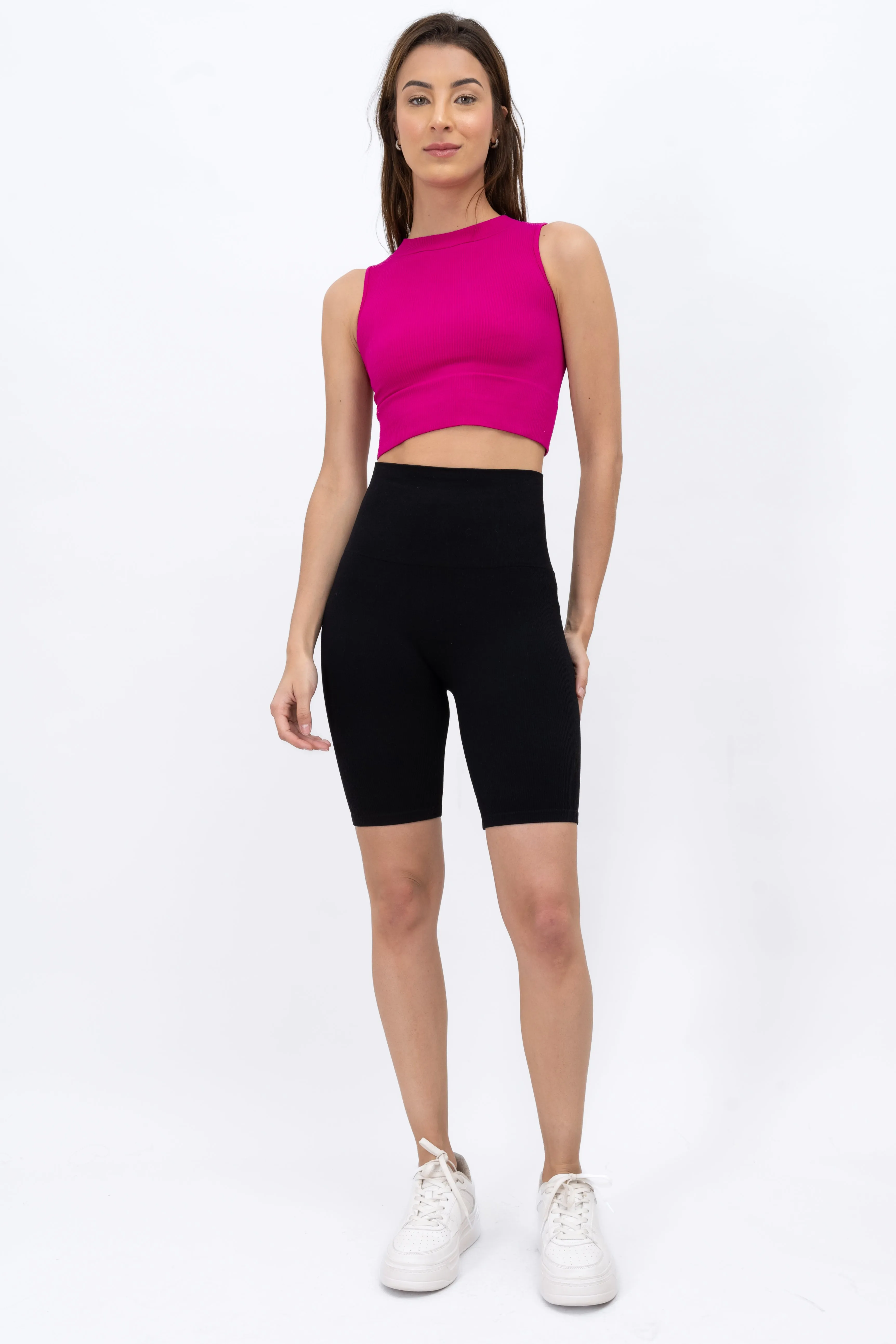 Short biker liso acanalado sold by Shasa