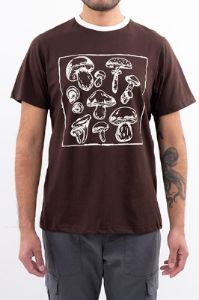 Playera  manga corta hongos sold by Shasa