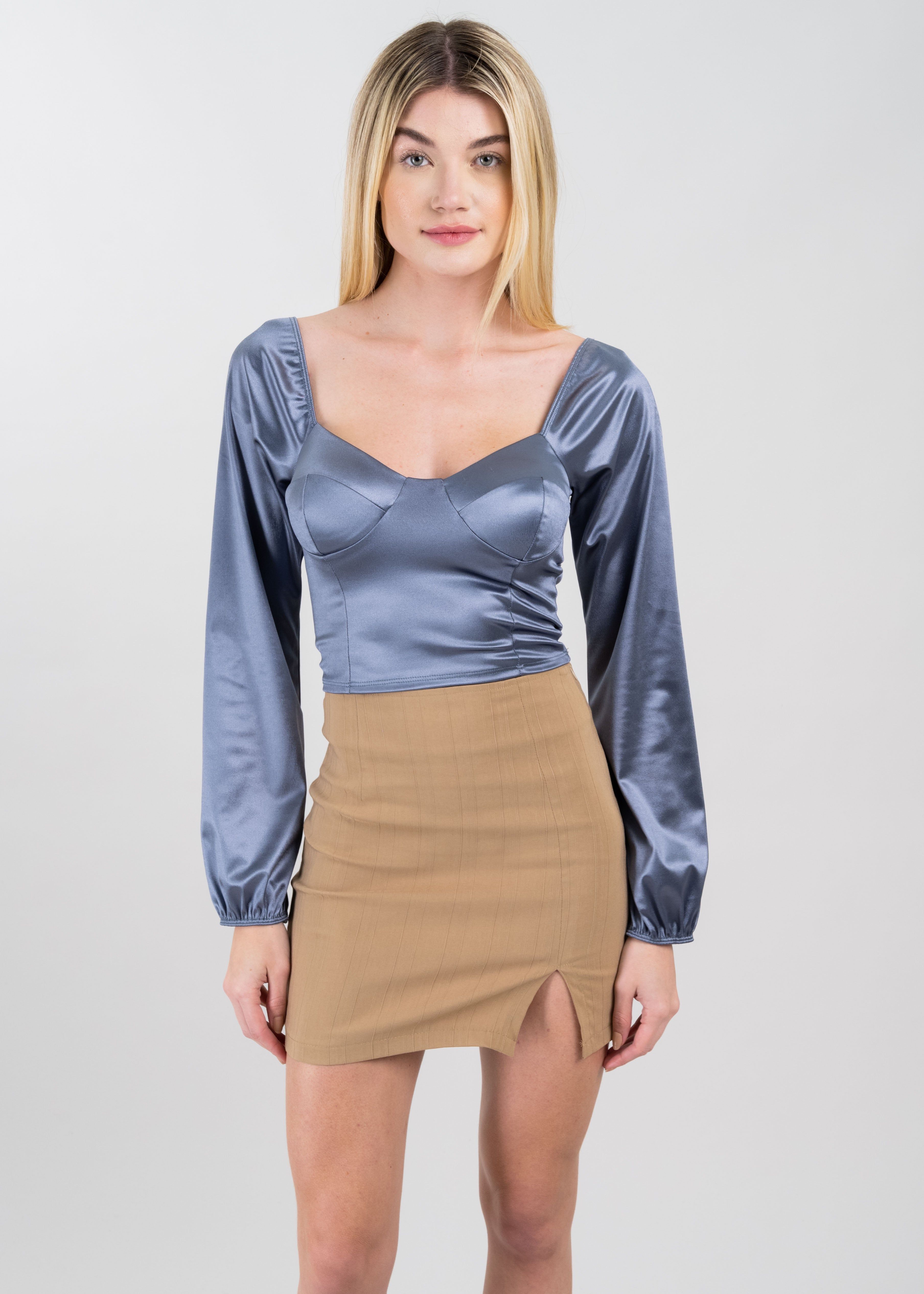 Blusa Crop Bustier Satín sold by Shasa product image thumbnail 2