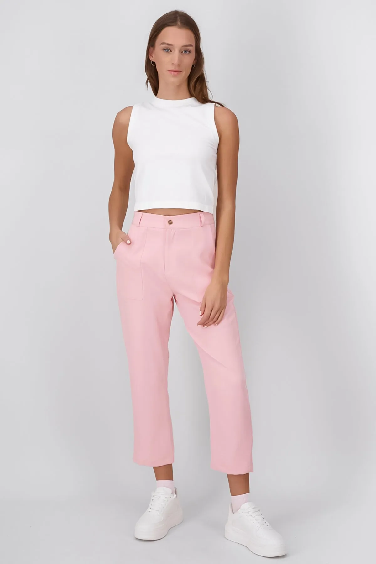 Pantalón Cintura Alta Capri Bolsas sold by Shasa