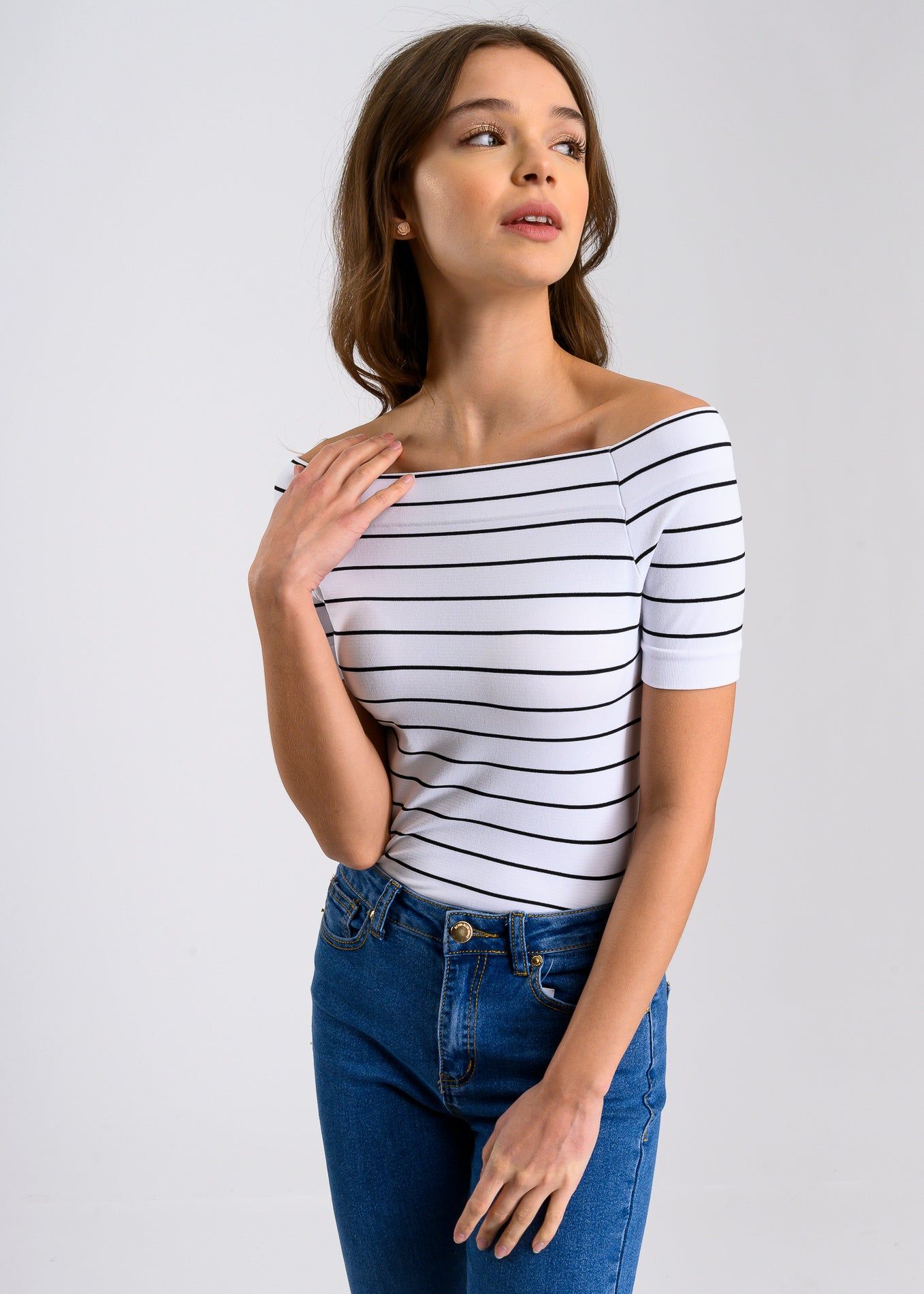 Bodysuit rayas hombro descubierto sold by Shasa product image thumbnail 5