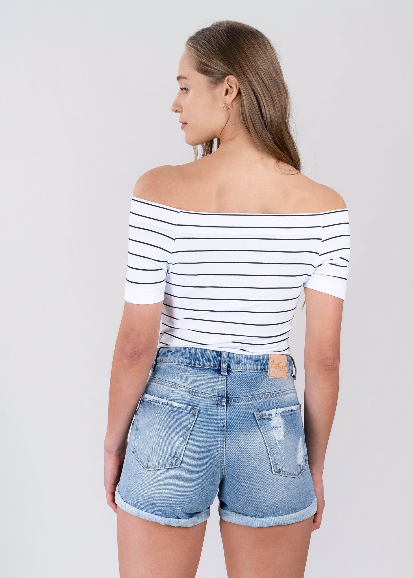 Bodysuit rayas hombro descubierto sold by Shasa product image thumbnail 4