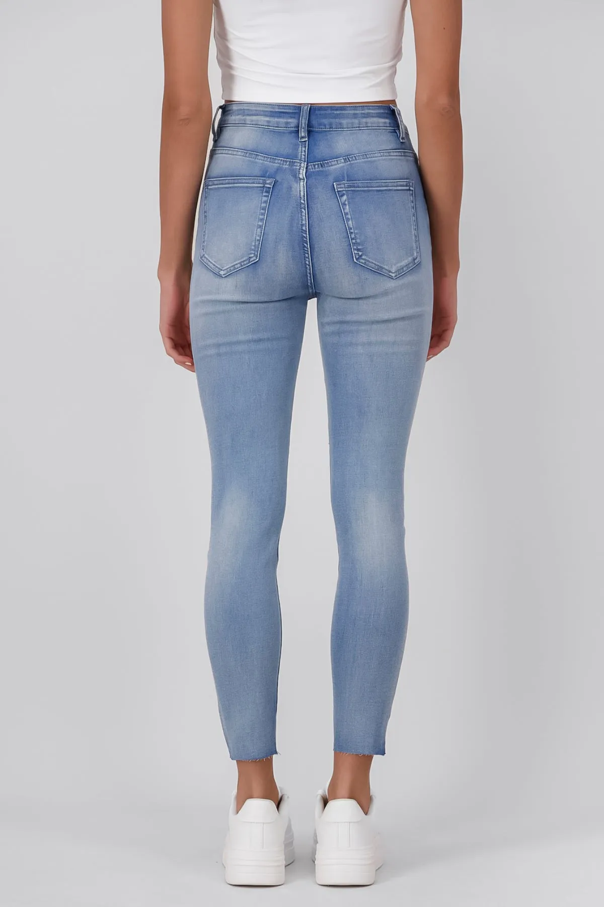 Jeans skinny basicos sold by Shasa product image thumbnail 4