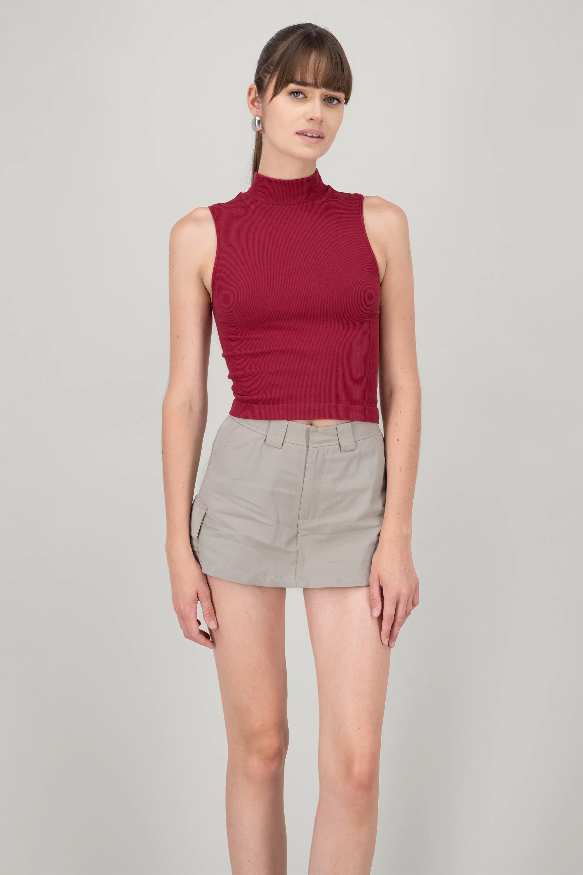 Top cuello alto de rib sin manga sold by Shasa product image thumbnail 2