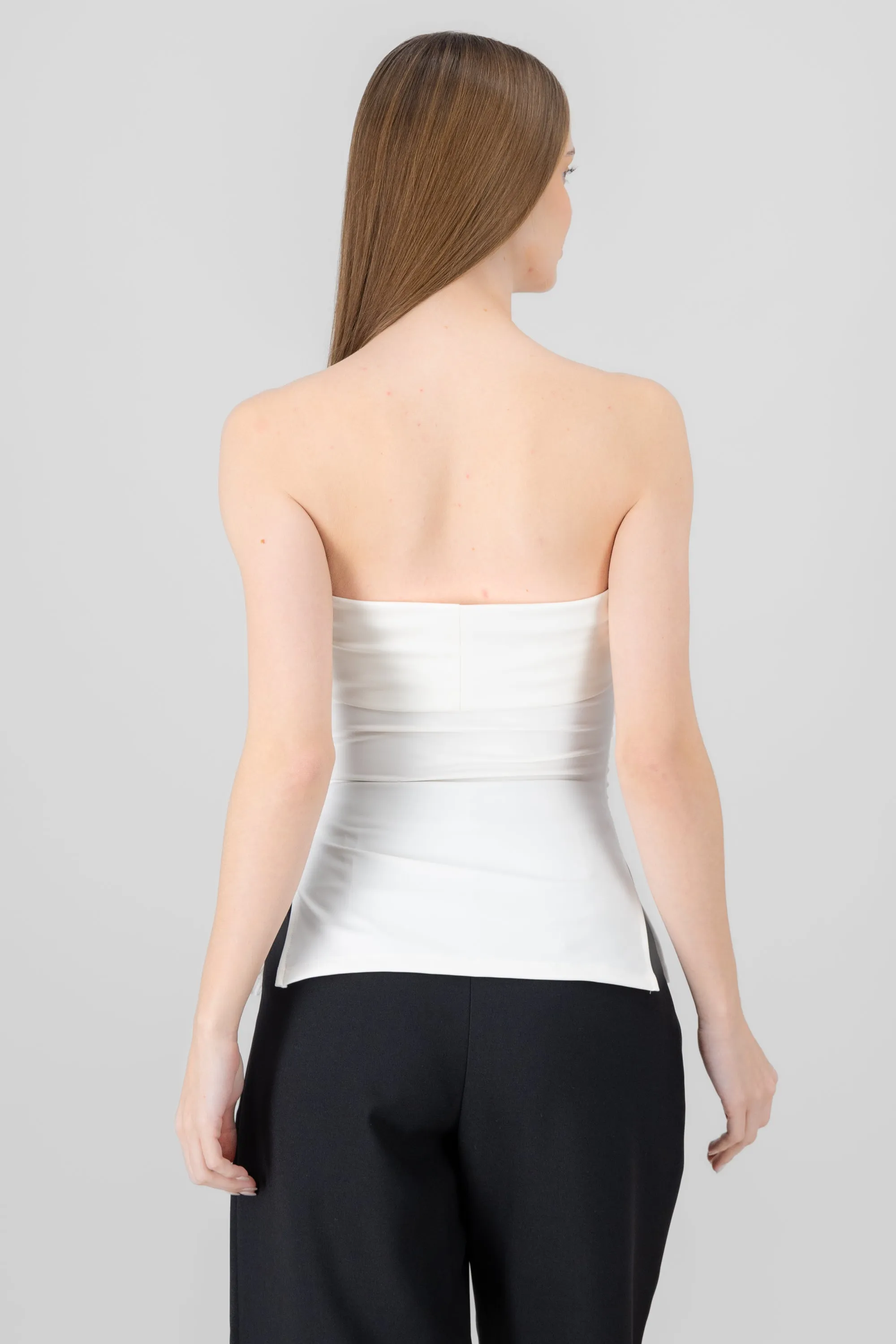 Top tubo con dobles escote Hypsters sold by Shasa product image thumbnail 4