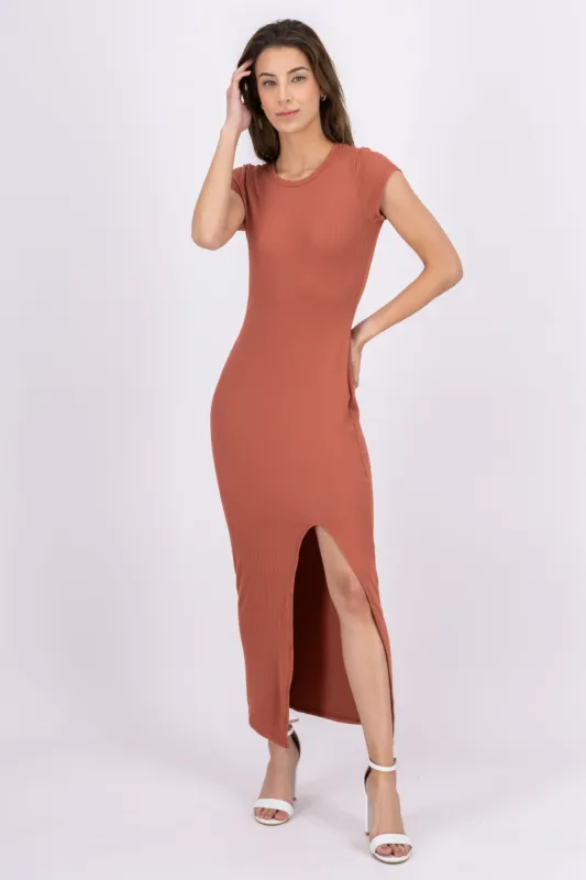 Vestido maxi acanalado liso sold by Shasa