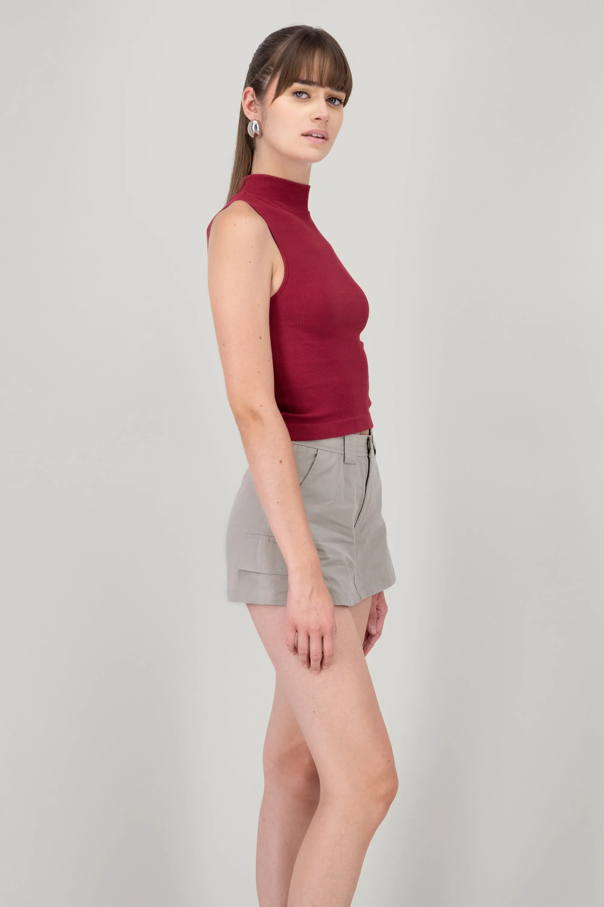 Top cuello alto de rib sin manga sold by Shasa product image thumbnail 3