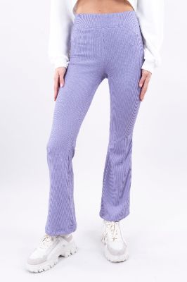 Pantalón Flared Acanalado sold by Shasa