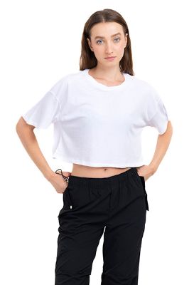 Crop tshit manga corta sold by Shasa