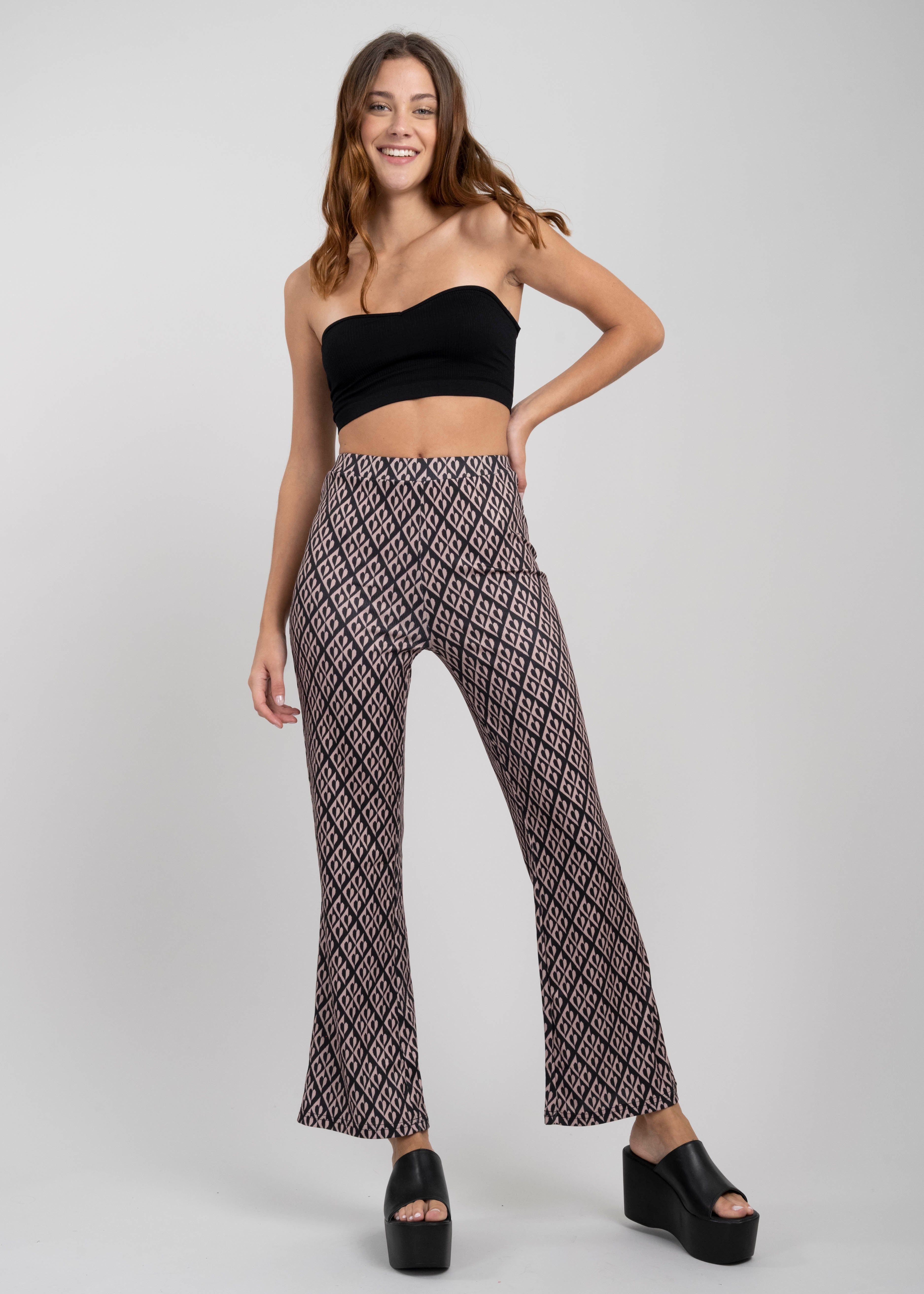 Pantalon estampado geometrico sold by Shasa