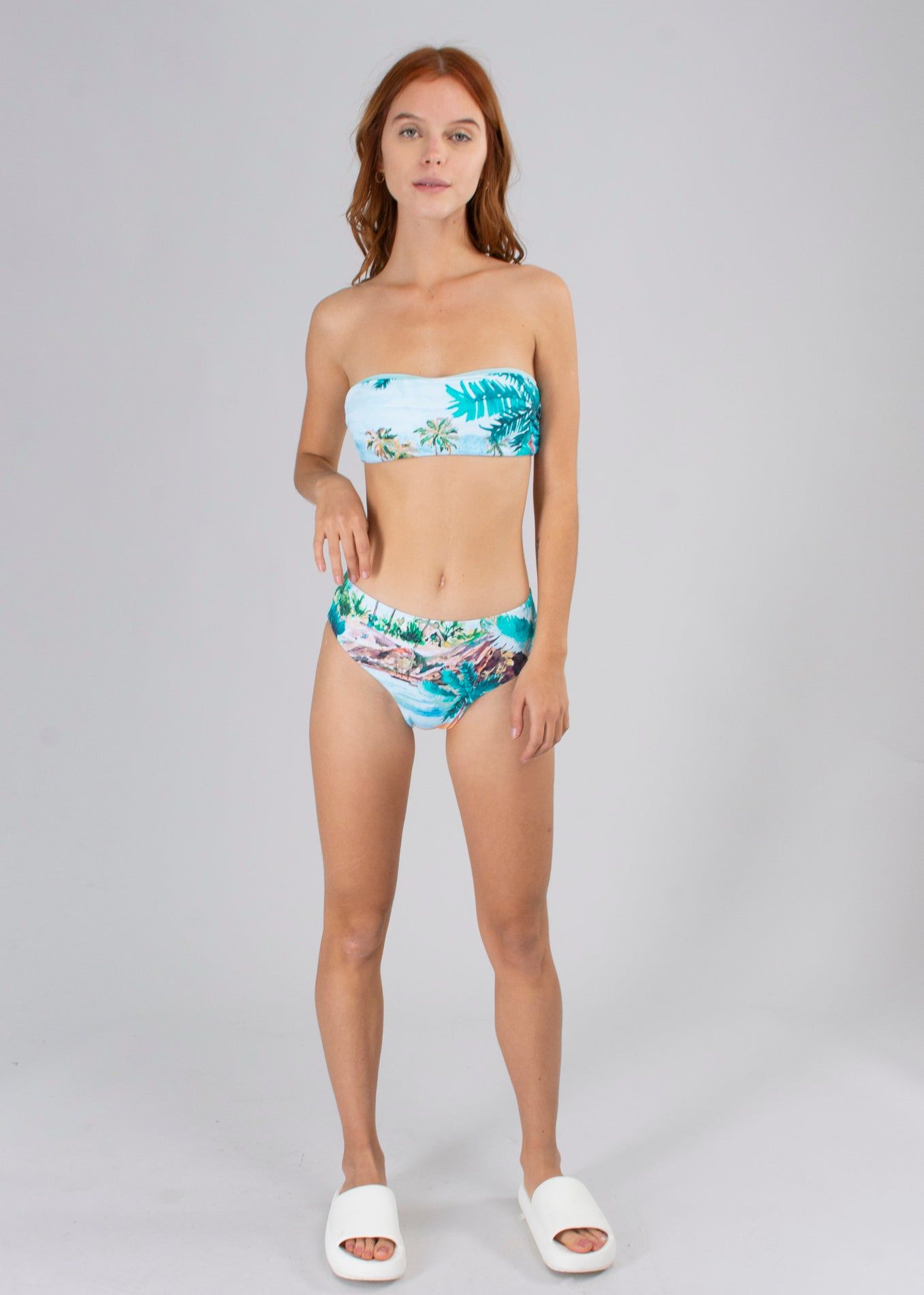 Bikini estampado tropical strapless sold by Shasa product image thumbnail 2