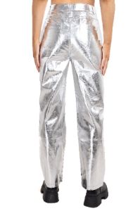 Pantalón recto metálico sold by Shasa