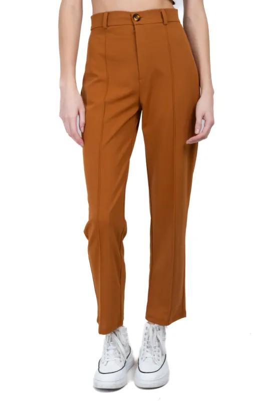 Pantalón Corto Capri sold by Shasa