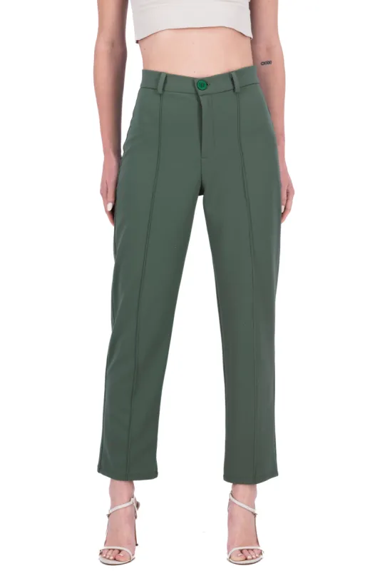 Pantalón Corto Capri sold by Shasa