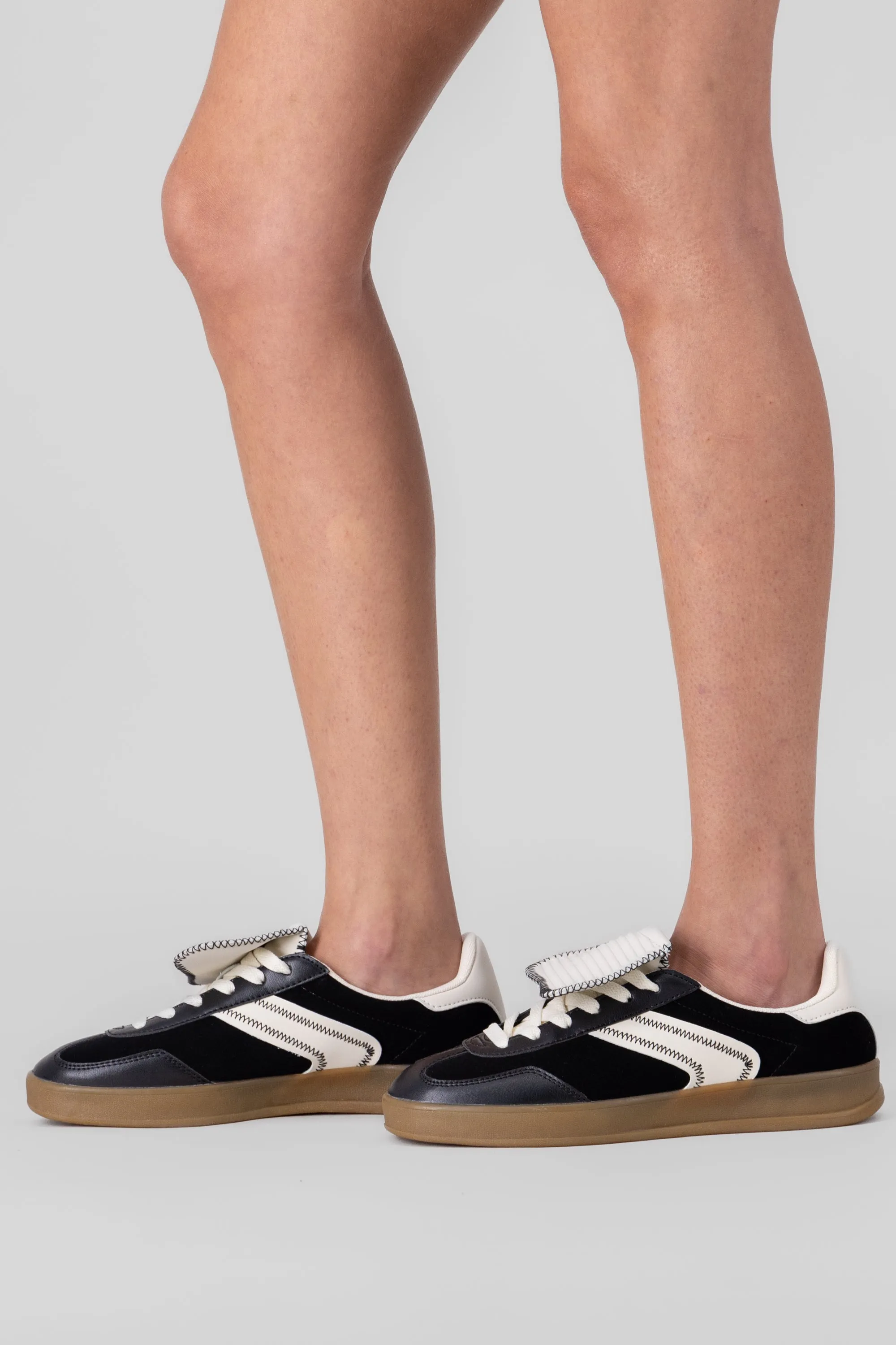 Tenis retro lengueta contrastes sold by Shasa product image thumbnail 2