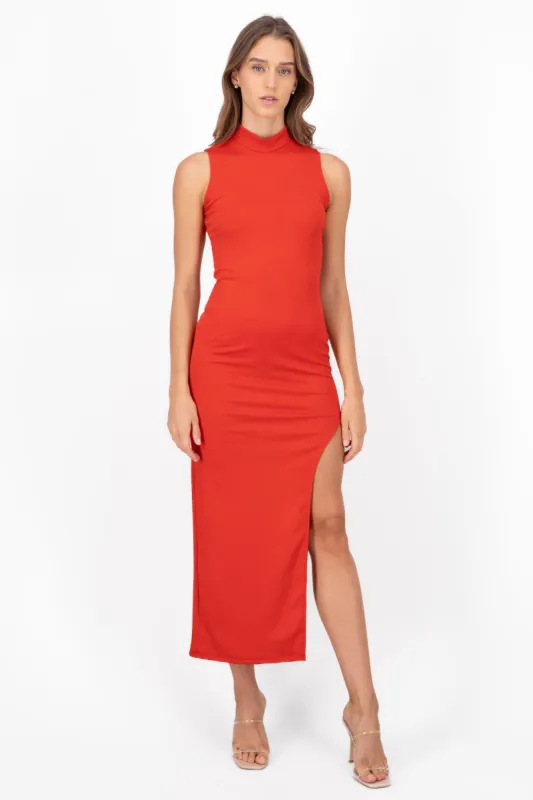 Vestido maxi rib abertura sold by Shasa