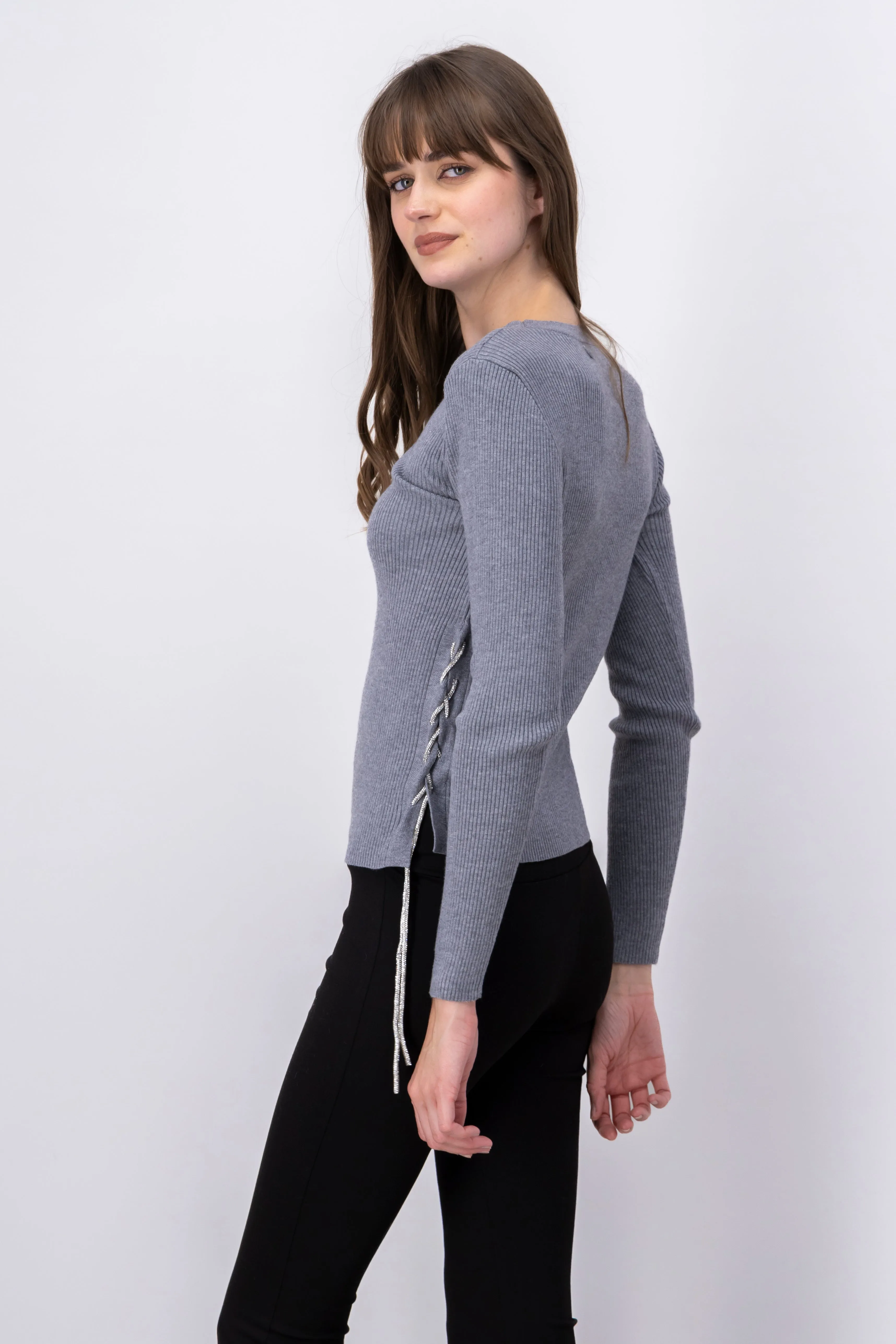 Sueter detalle lazo brillos sold by Shasa product image thumbnail 4