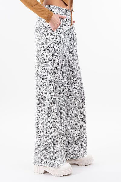 Pantalón wide leg animal print sold by Shasa product image thumbnail 3