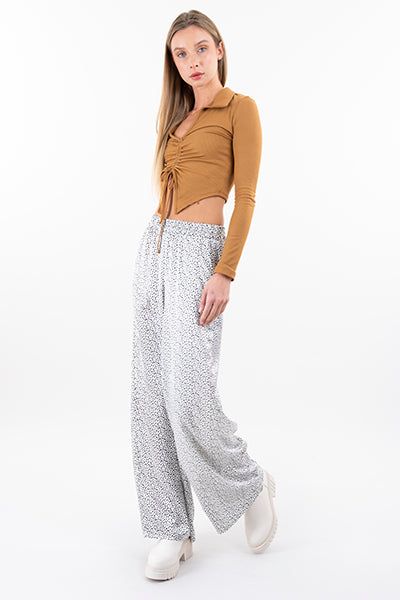 Pantalón wide leg animal print sold by Shasa