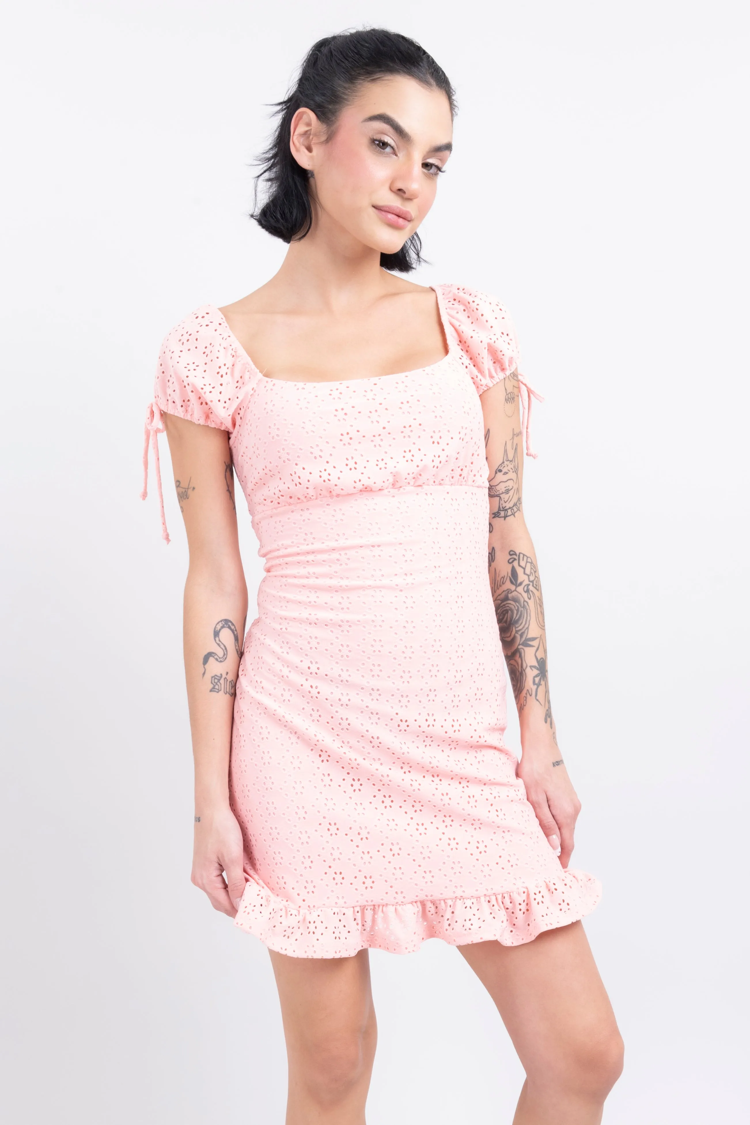 Vestido mini eyelet olán sold by Shasa