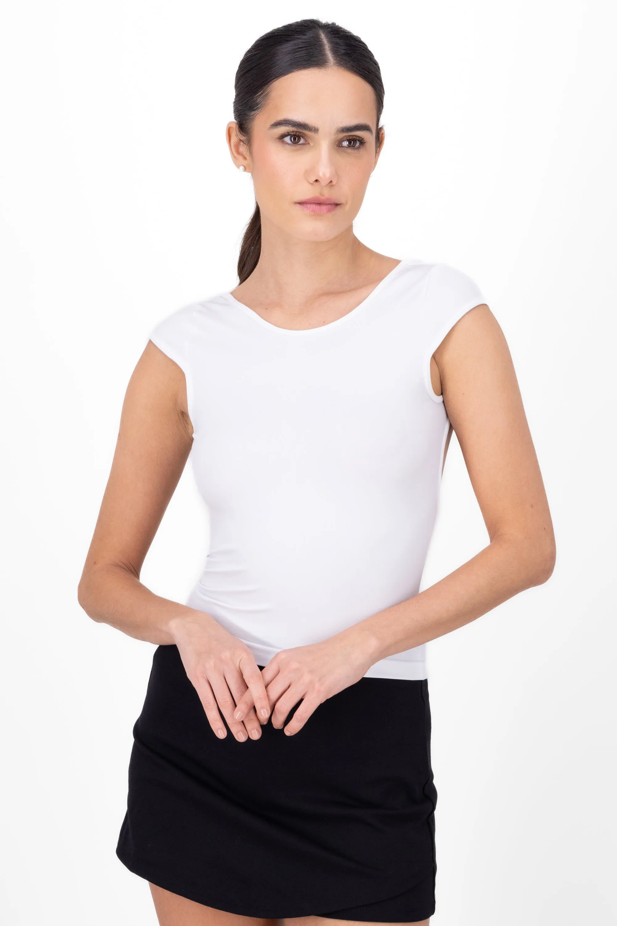 Top espalda descubierta liso sold by Shasa product image thumbnail 2