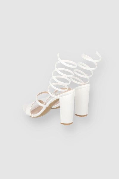 Tacón efecto piel serpiente sold by Shasa product image thumbnail 4