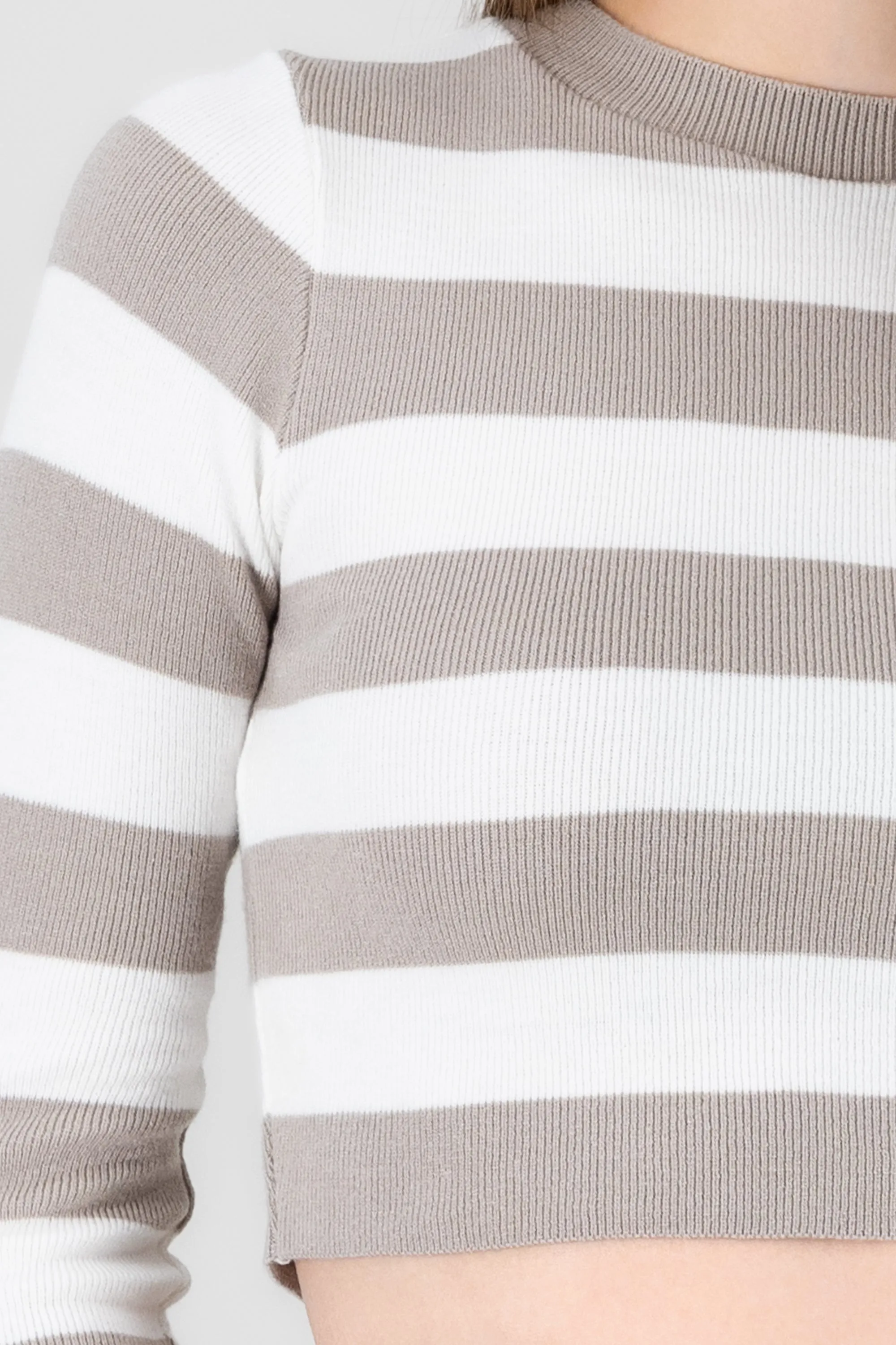 Suéter crop acanalado rayas sold by Shasa product image thumbnail 5