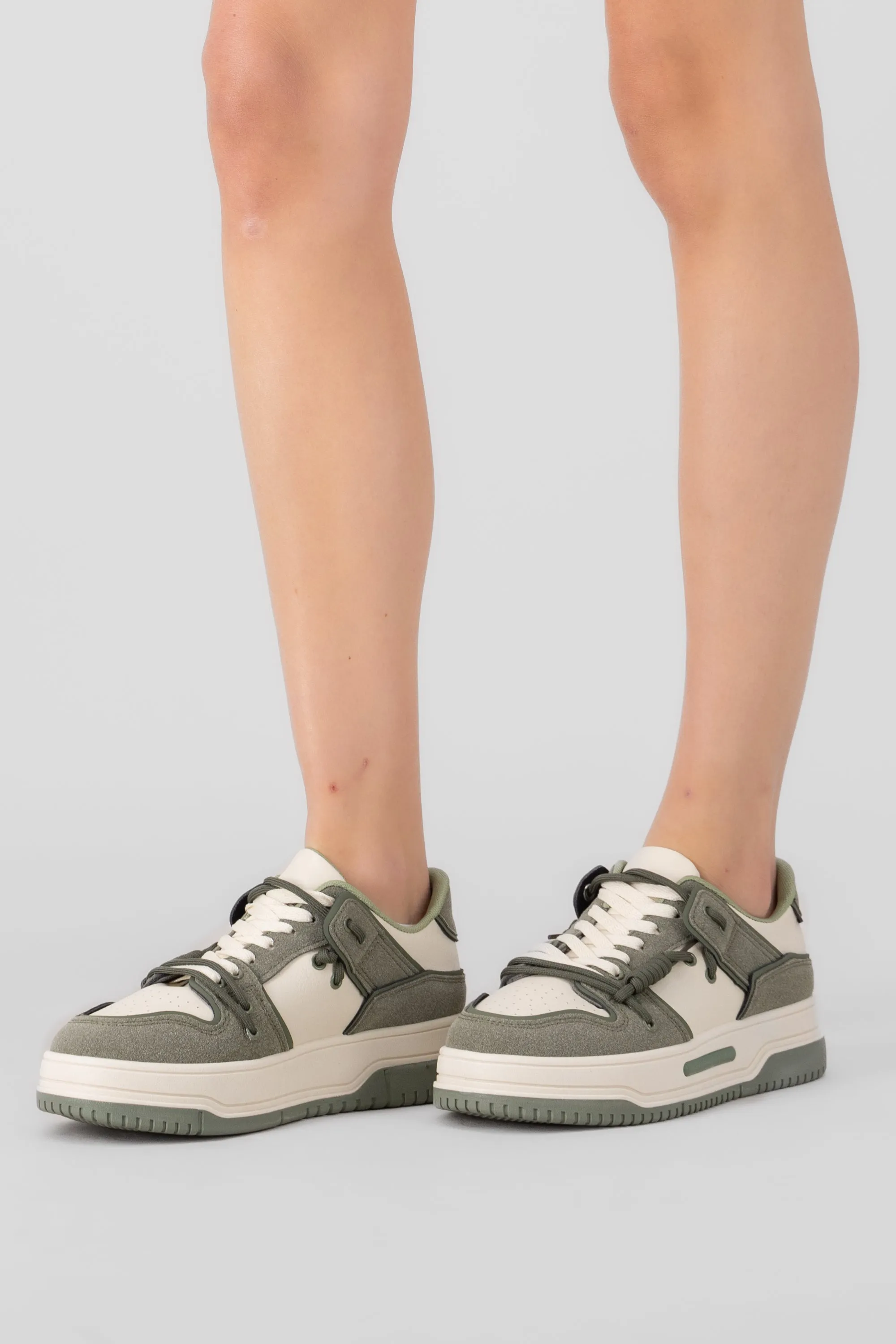 Tenis casual detalle suela sold by Shasa product image thumbnail 2