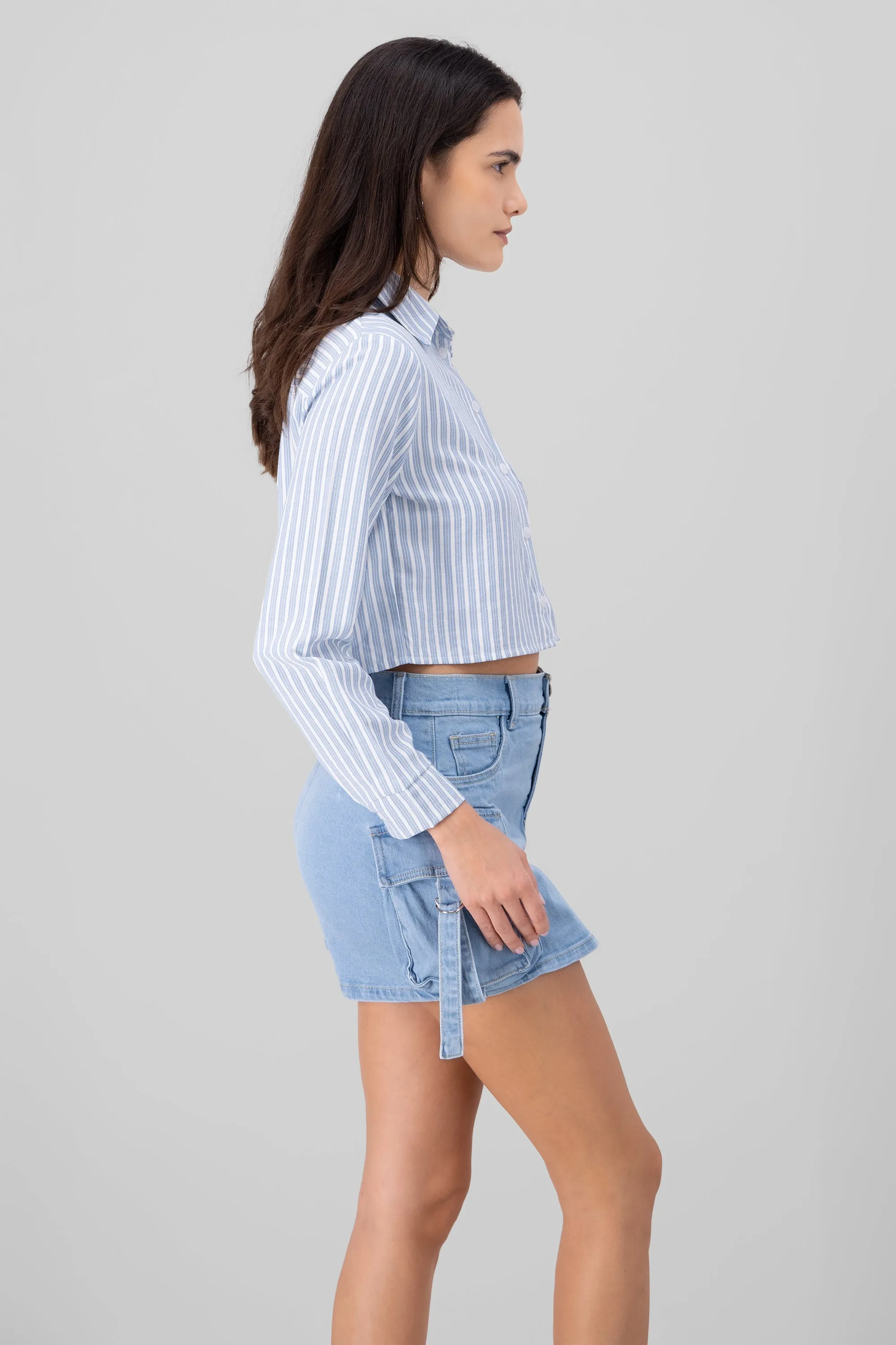 Camisa crop detalle doble bolsa sold by Shasa product image thumbnail 3